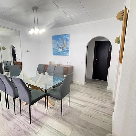 Charmante Villa Avec Piscine Dans Les Canaux Ampuriabrava Exterior foto